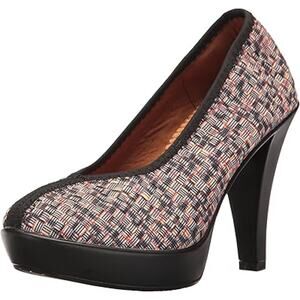 Bernie Mev Women's Legend- Endure Dress Pump Size 7 | EU Size 38